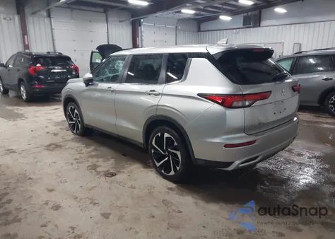 2024 Mitsubishi Outlander Se 2.5 S-Awc/Se Black Edition S-Awc/Se Black Edition W/Pano Roof S-Awc/Se Ralliart S-Awc z USA, uszkodzony, nr VIN JA4J4VA88RZ081486